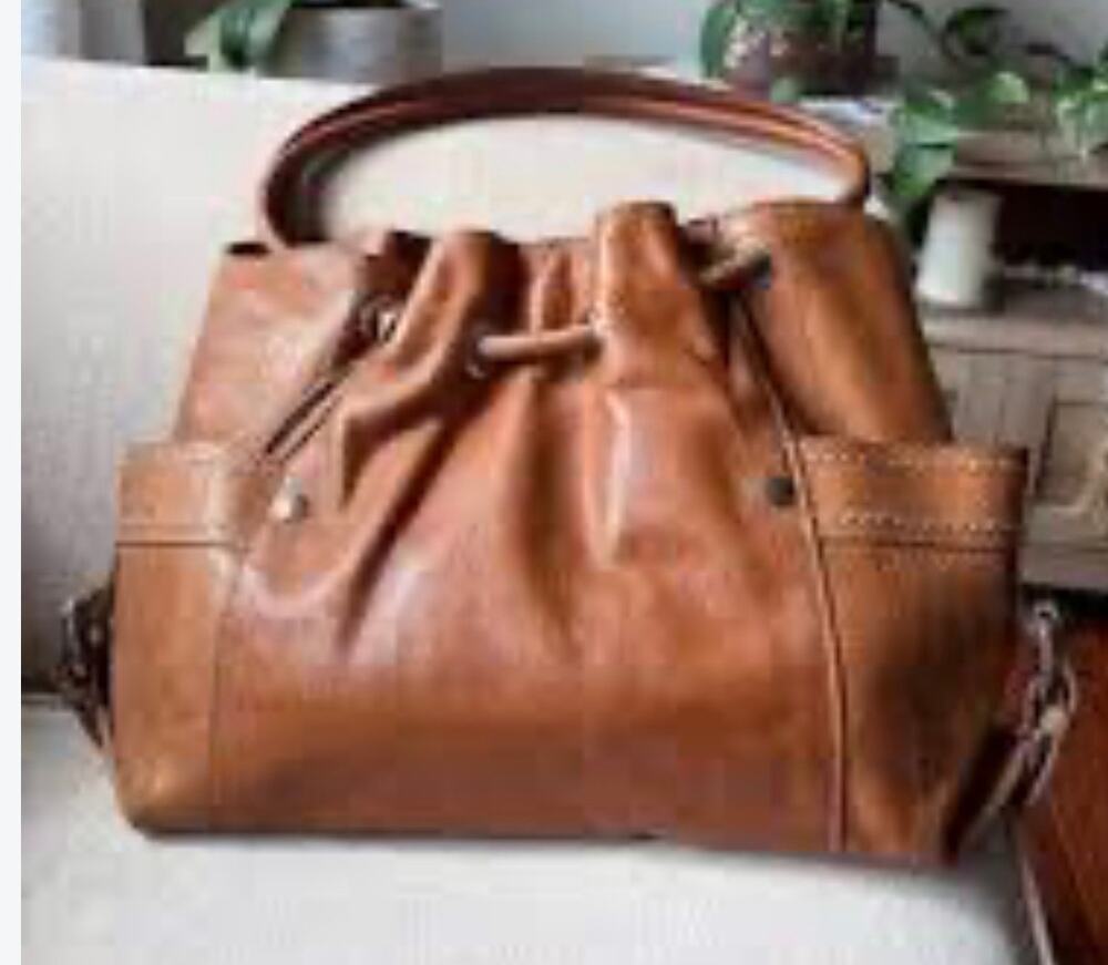 Fossil Drawstring Bucket Hobo Bag Tan Pebbled Leather Double Handle Key Chain
